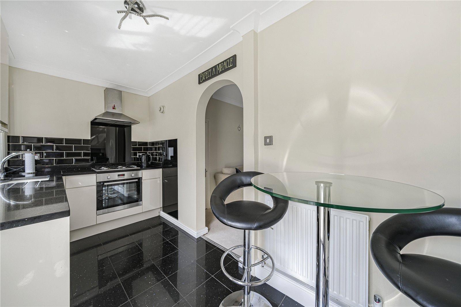 2 bedroom house for sale in Crayford | Robinson Jackson