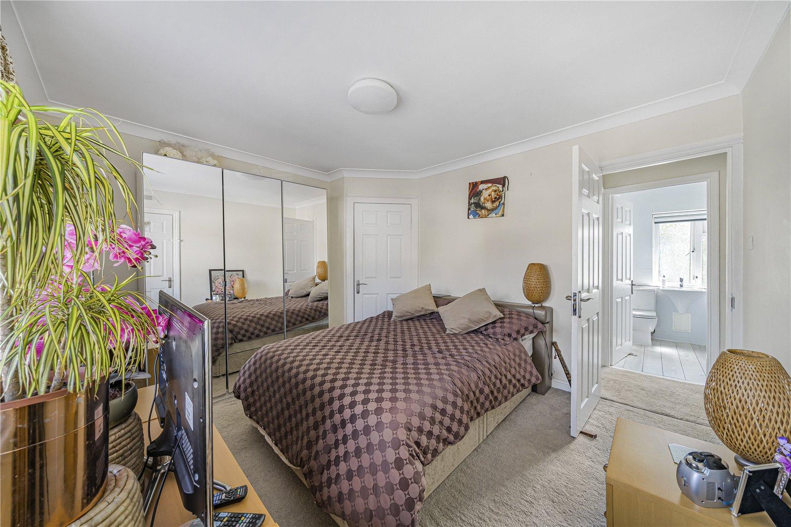 2 bedroom house for sale in Crayford | Robinson Jackson