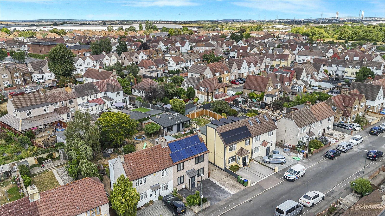 3 bedroom house for sale in Crayford | Robinson Jackson