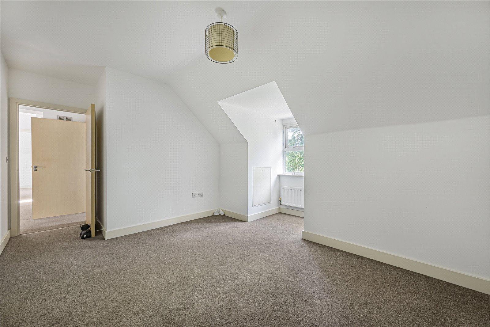 2 bedroom property for sale in Dartford | Robinson Jackson