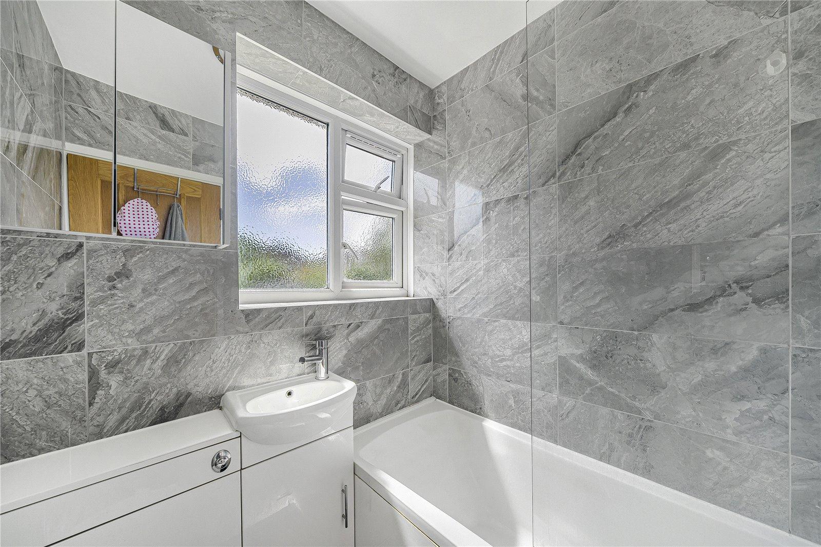 3 bedroom house for sale in Kent | Robinson Jackson