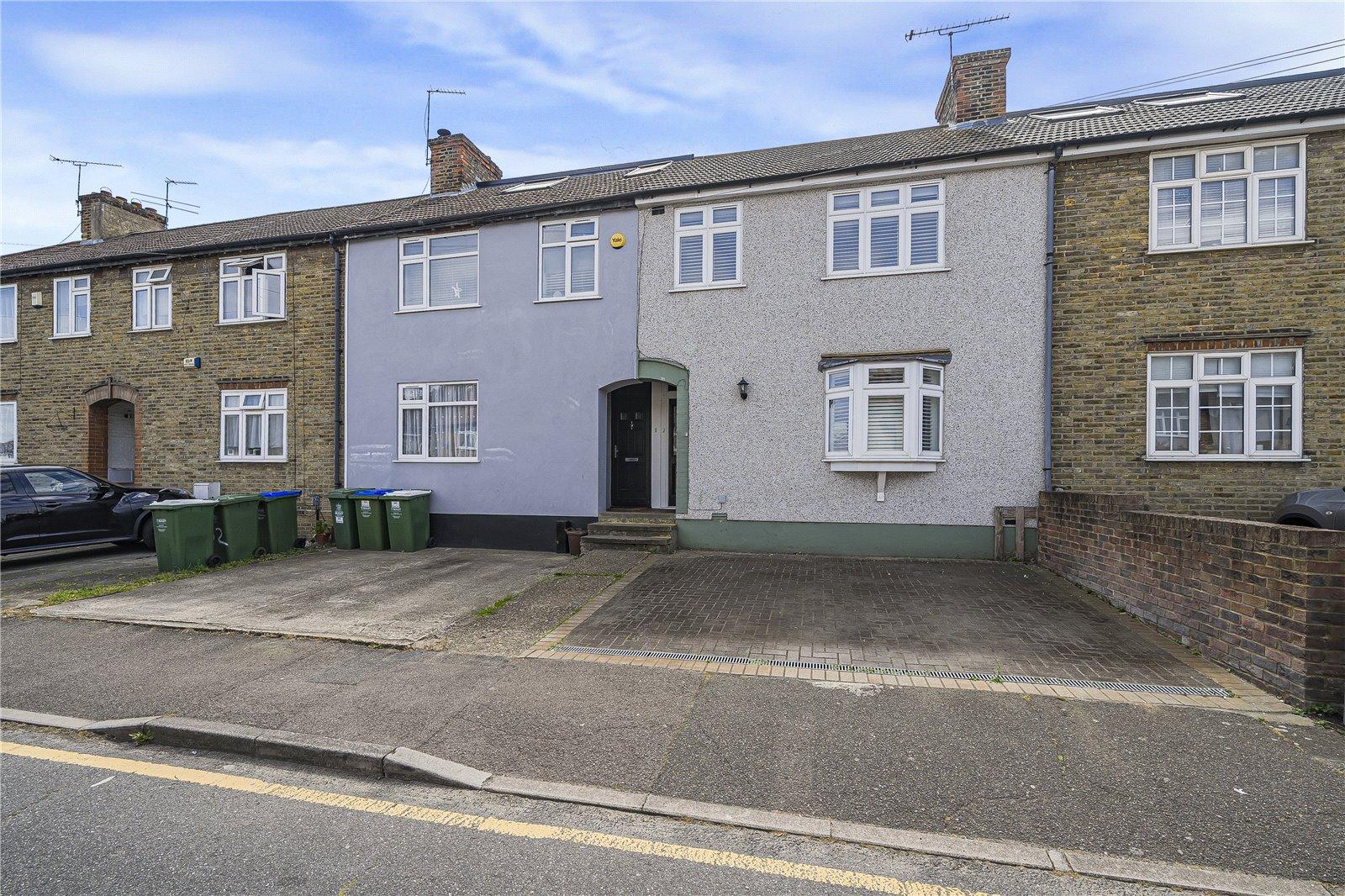 3 bedroom house for sale in Kent | Robinson Jackson