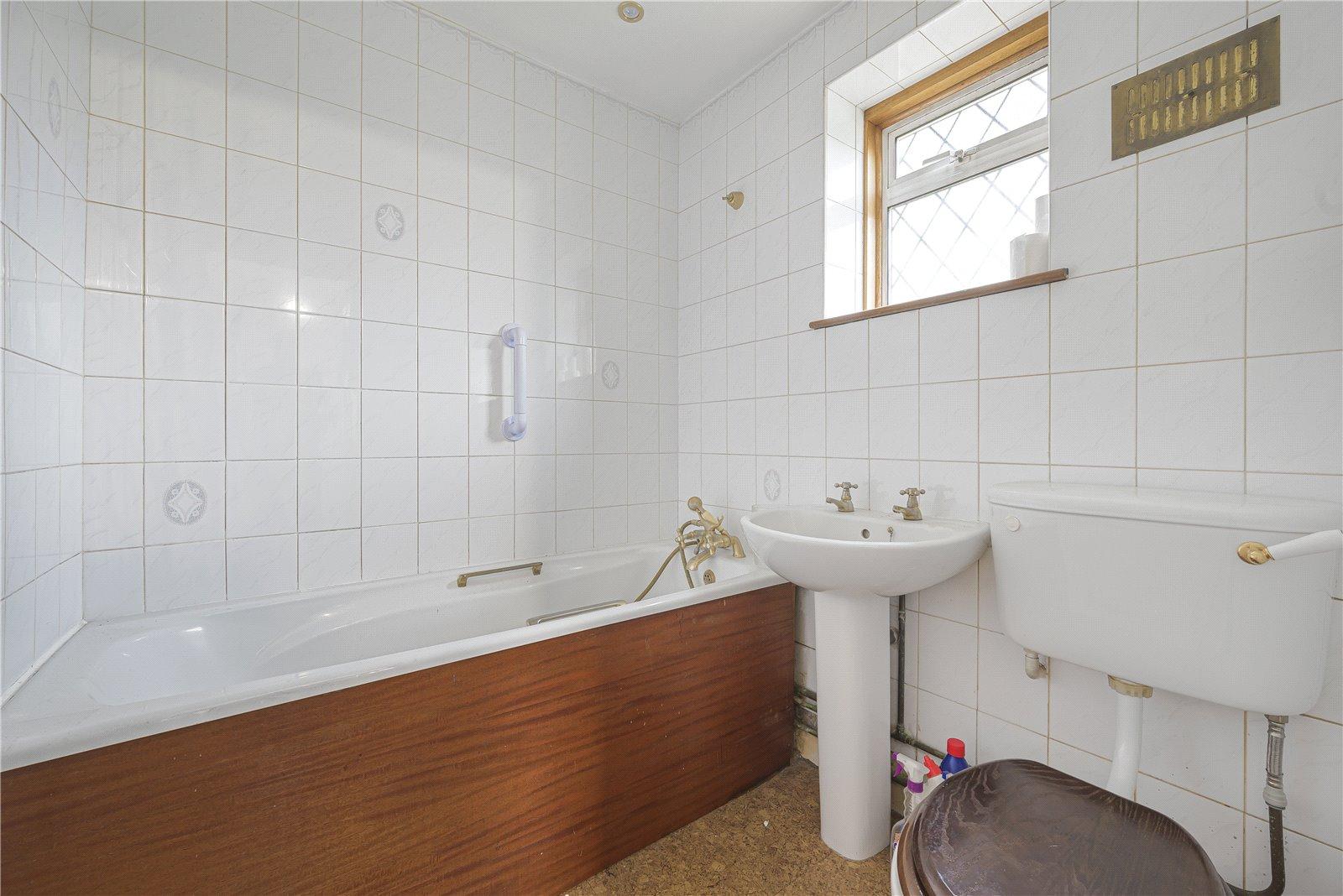 3 bedroom house for sale in Crayford | Robinson Jackson