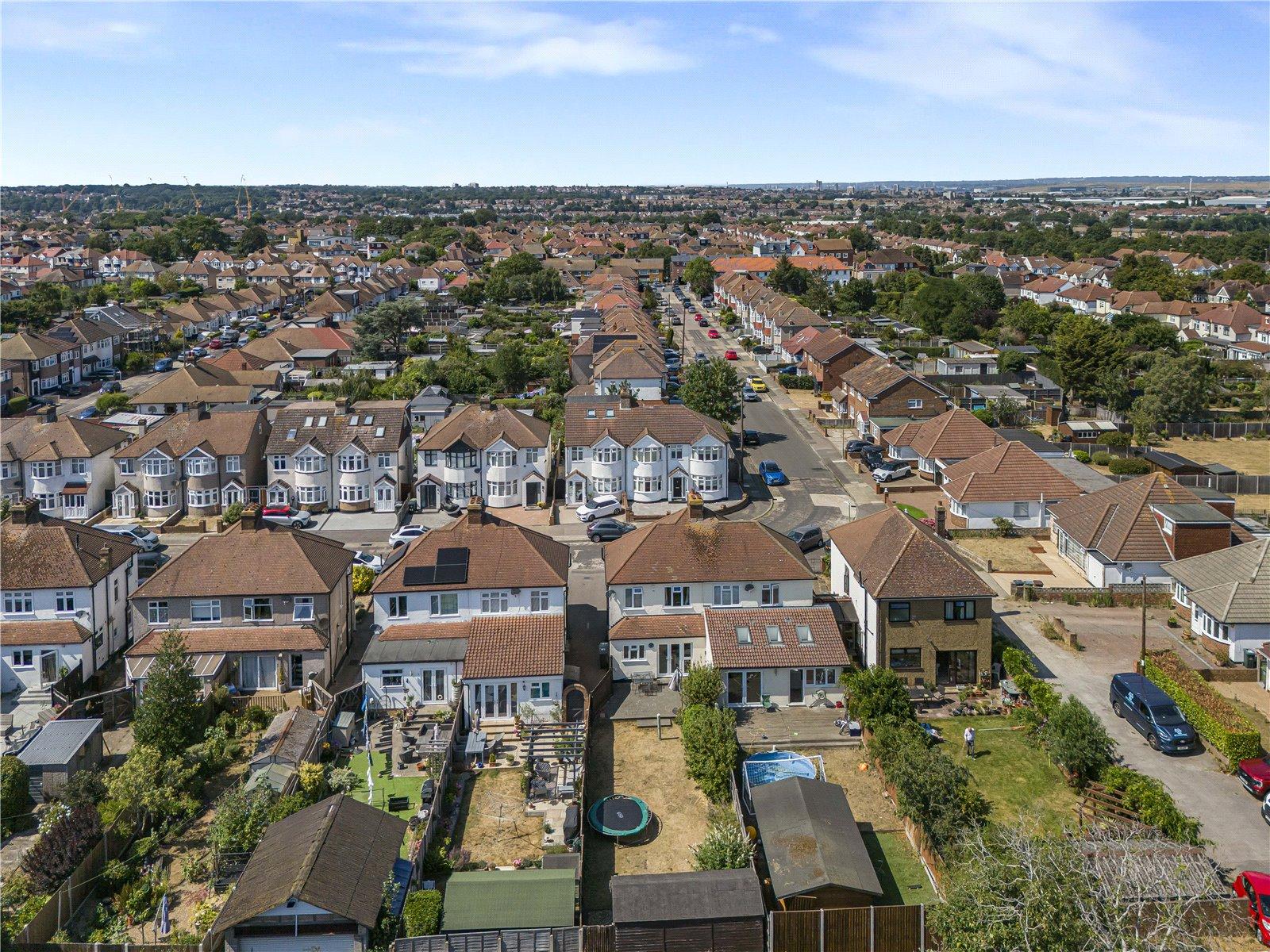 3 bedroom house for sale in West Dartford | Robinson Jackson