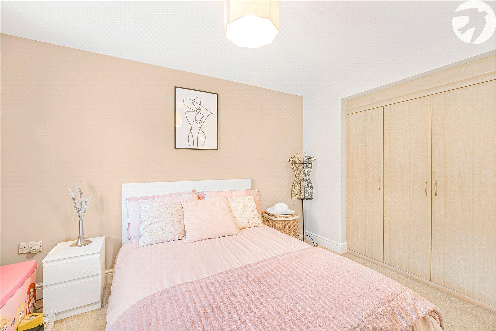 4 bedroom property for sale in Dartford | Robinson Jackson