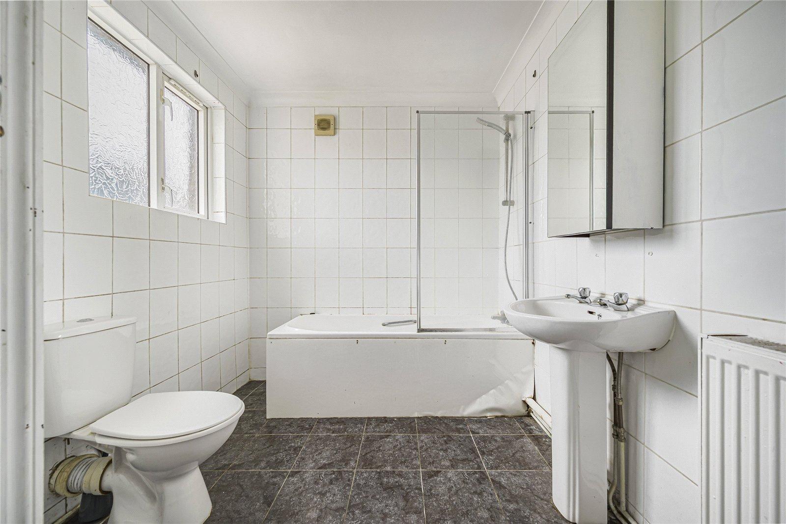 2 bedroom house for sale in Stone | Robinson Jackson