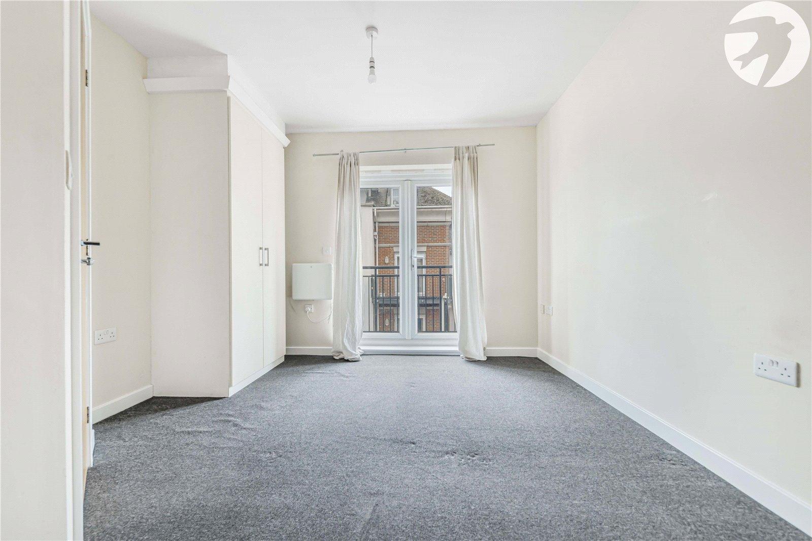 2 bedroom property for sale in West Dartford | Robinson Jackson