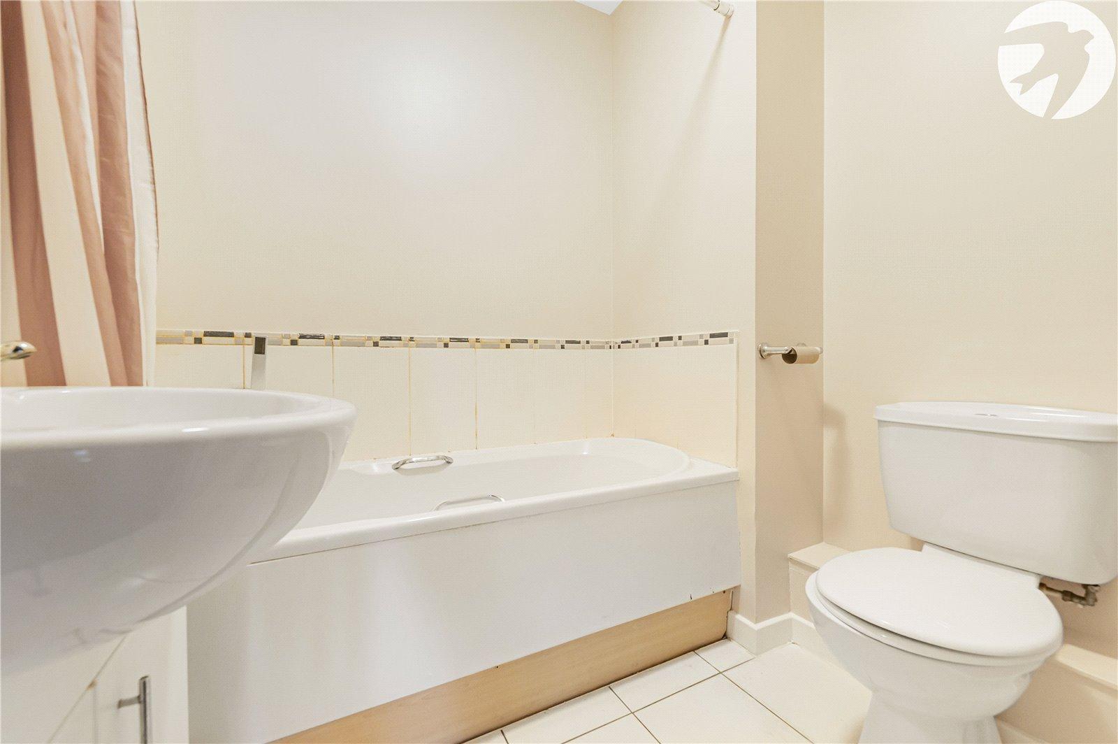2 bedroom property for sale in West Dartford | Robinson Jackson