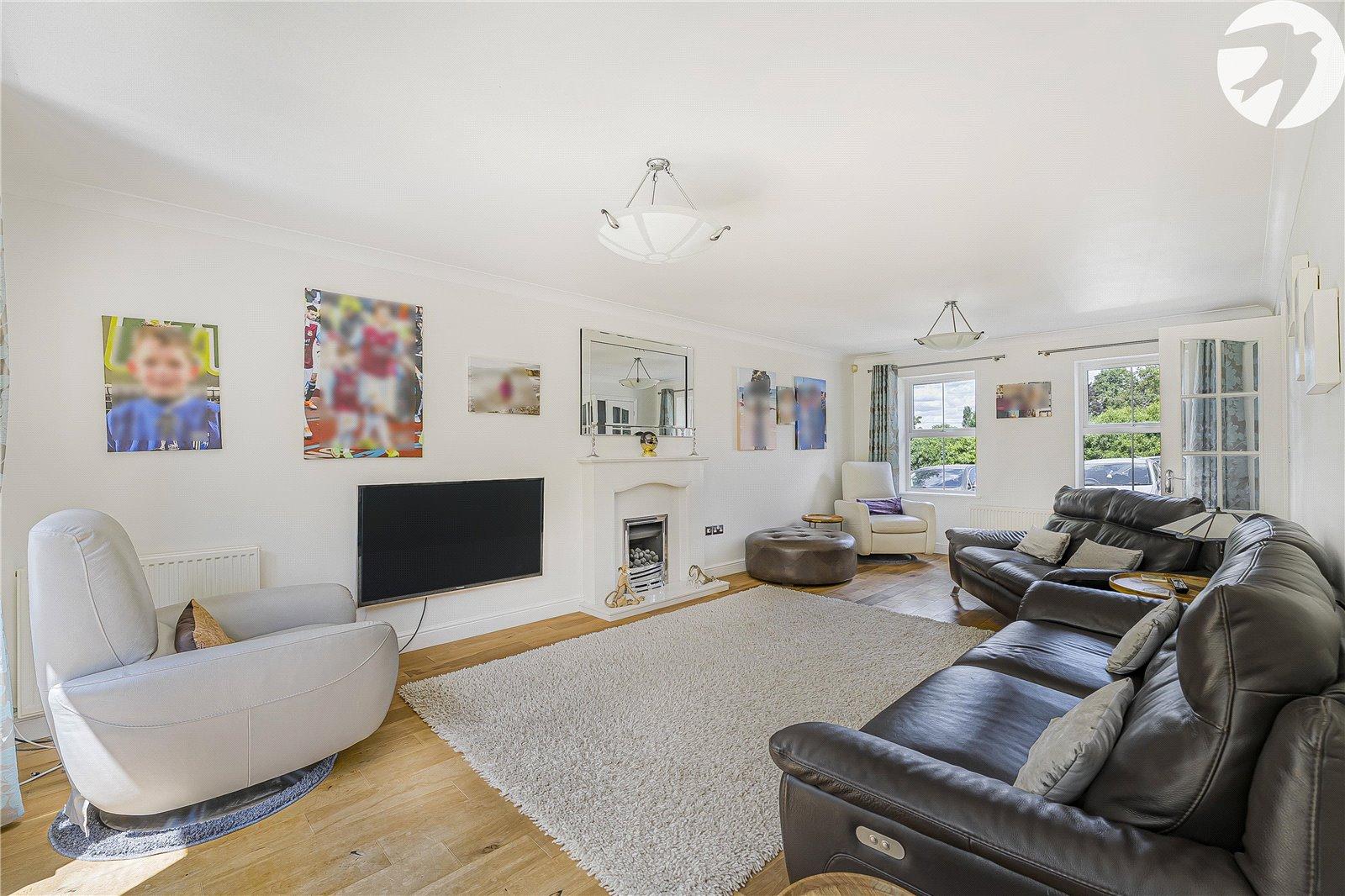 5 bedroom house for sale in Horton Kirby | Robinson Jackson