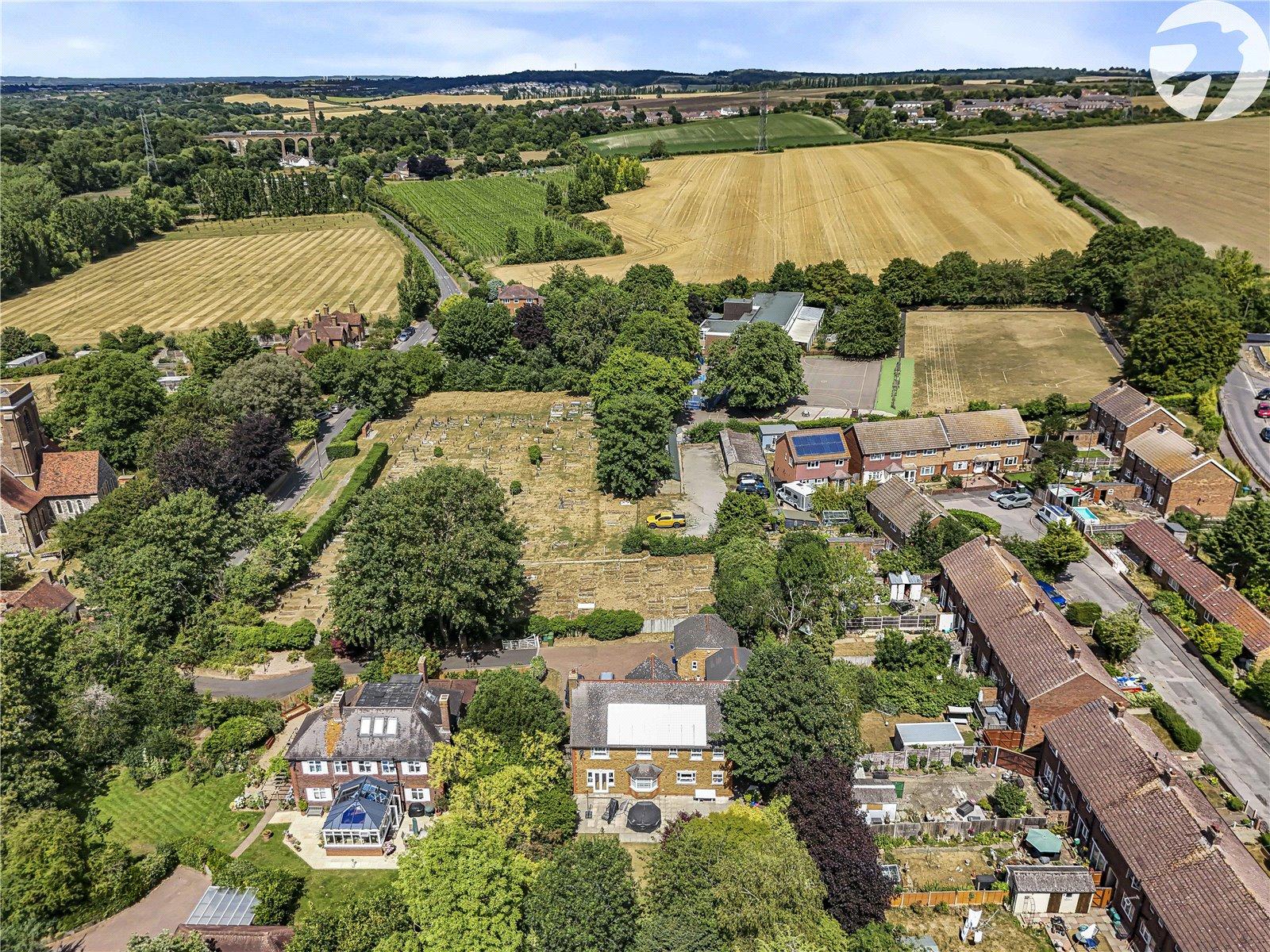 5 bedroom house for sale in Horton Kirby | Robinson Jackson
