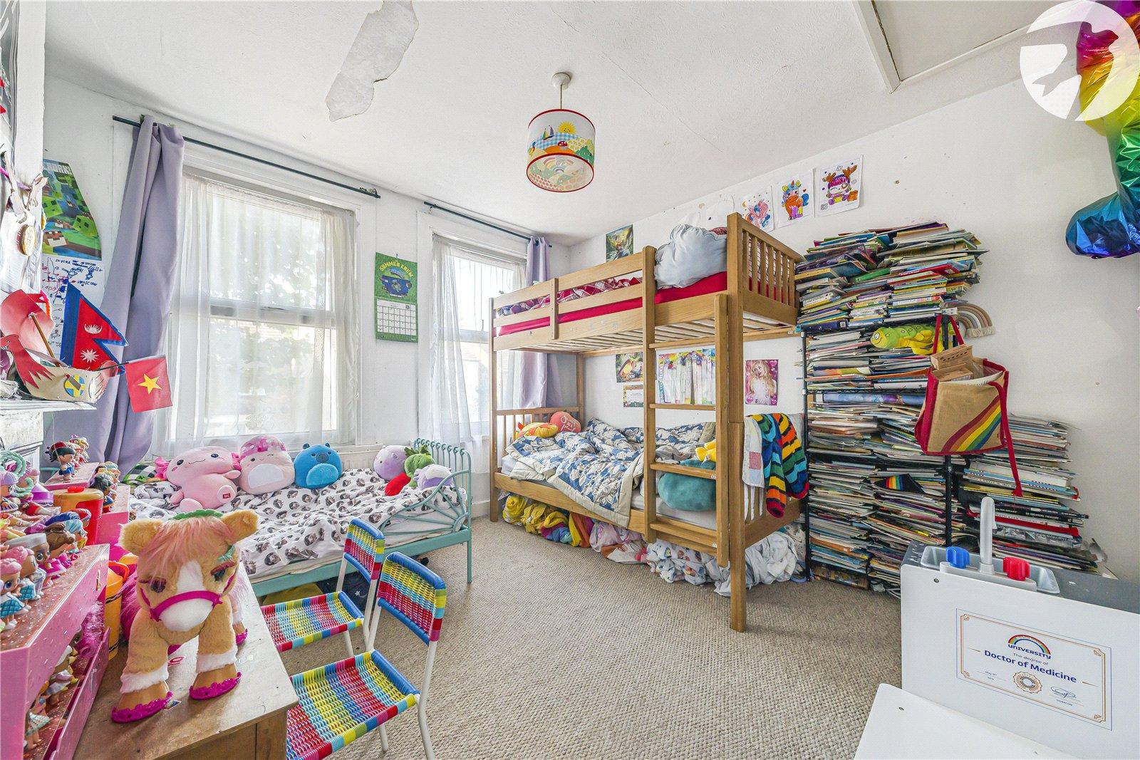 3 bedroom house for sale in Dartford | Robinson Jackson