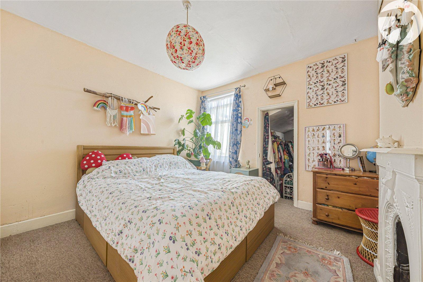 3 bedroom house for sale in Dartford | Robinson Jackson
