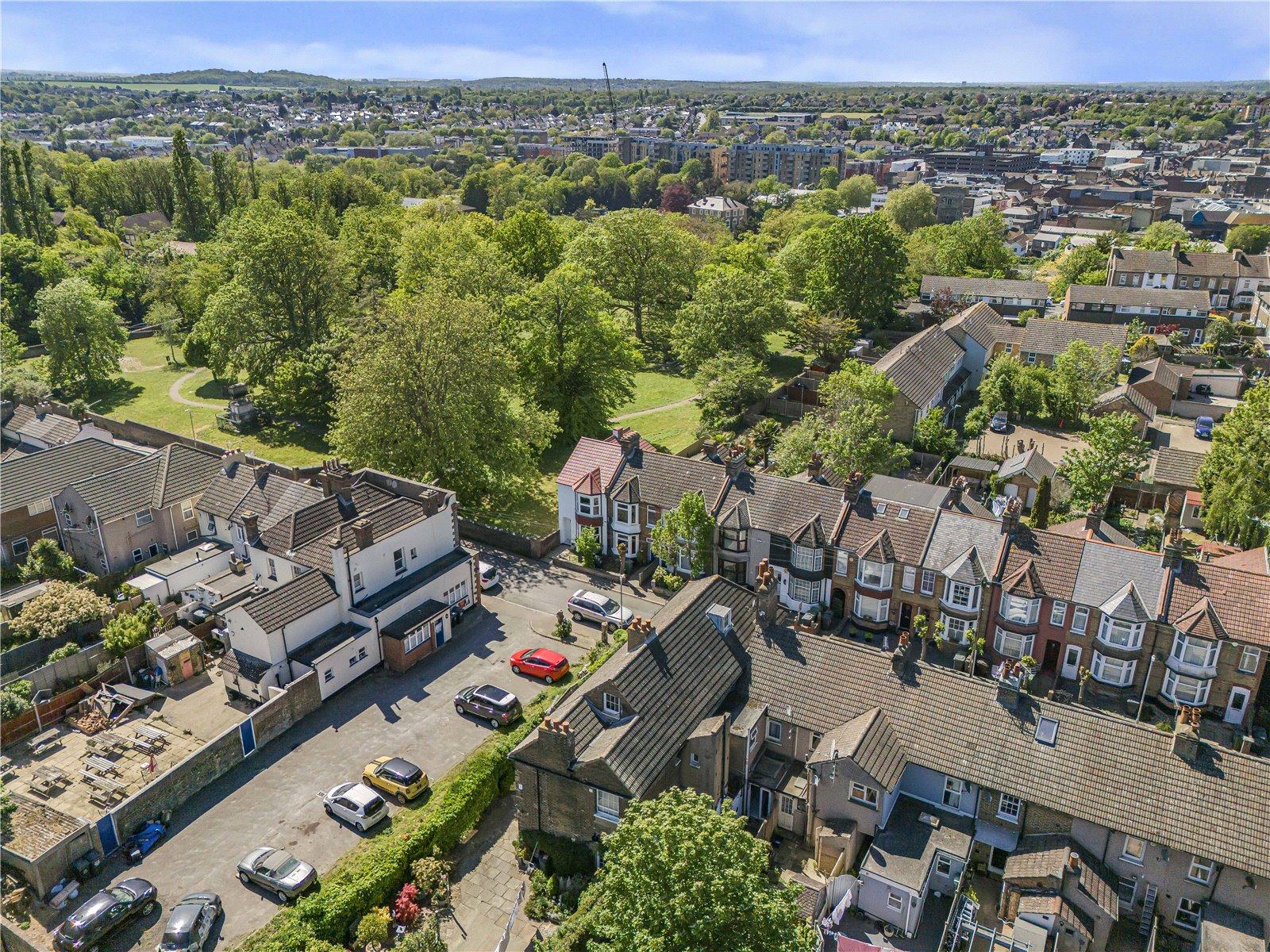 6 bedroom house for sale in Dartford | Robinson Jackson
