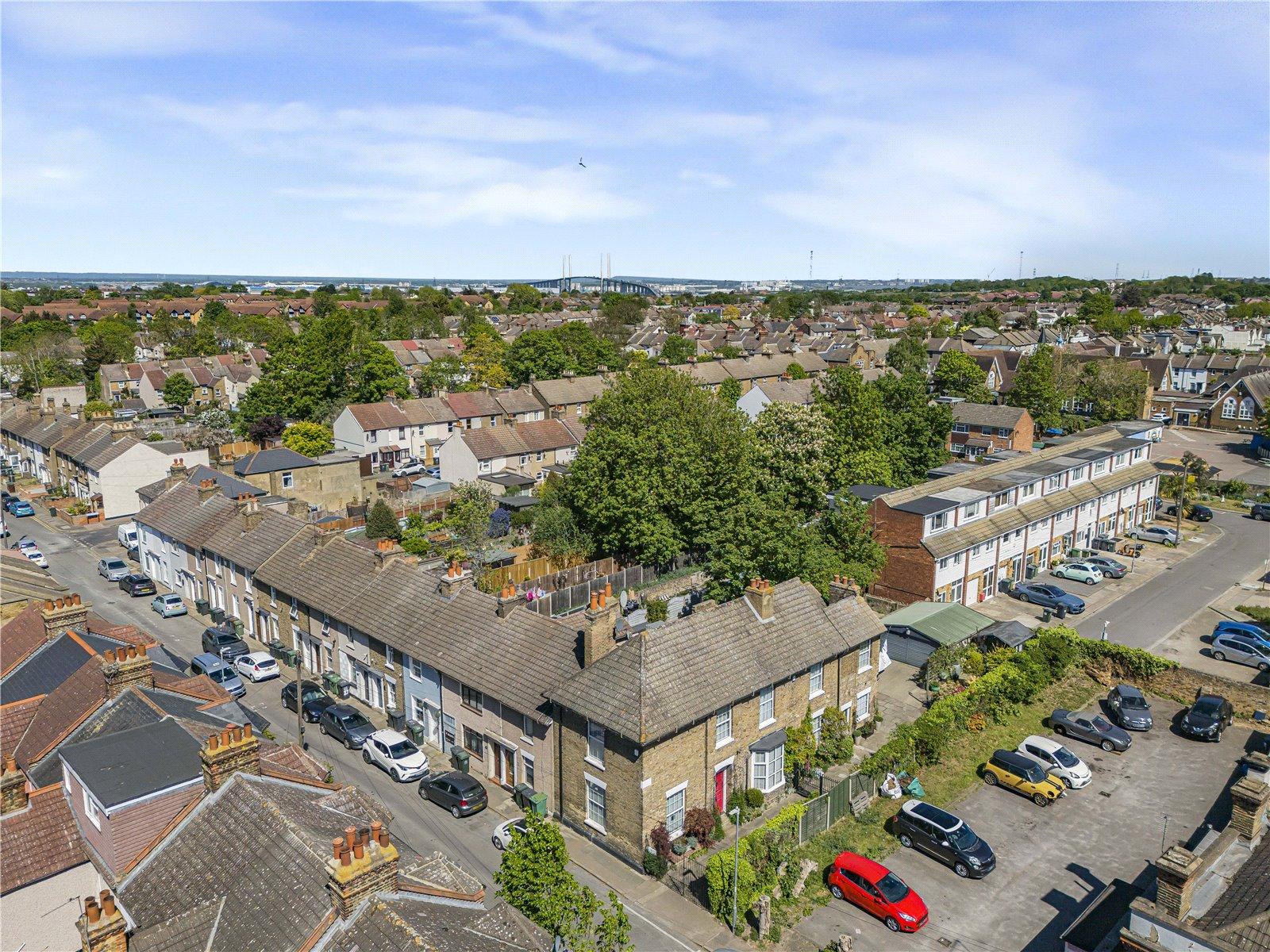 6 bedroom house for sale in Dartford | Robinson Jackson