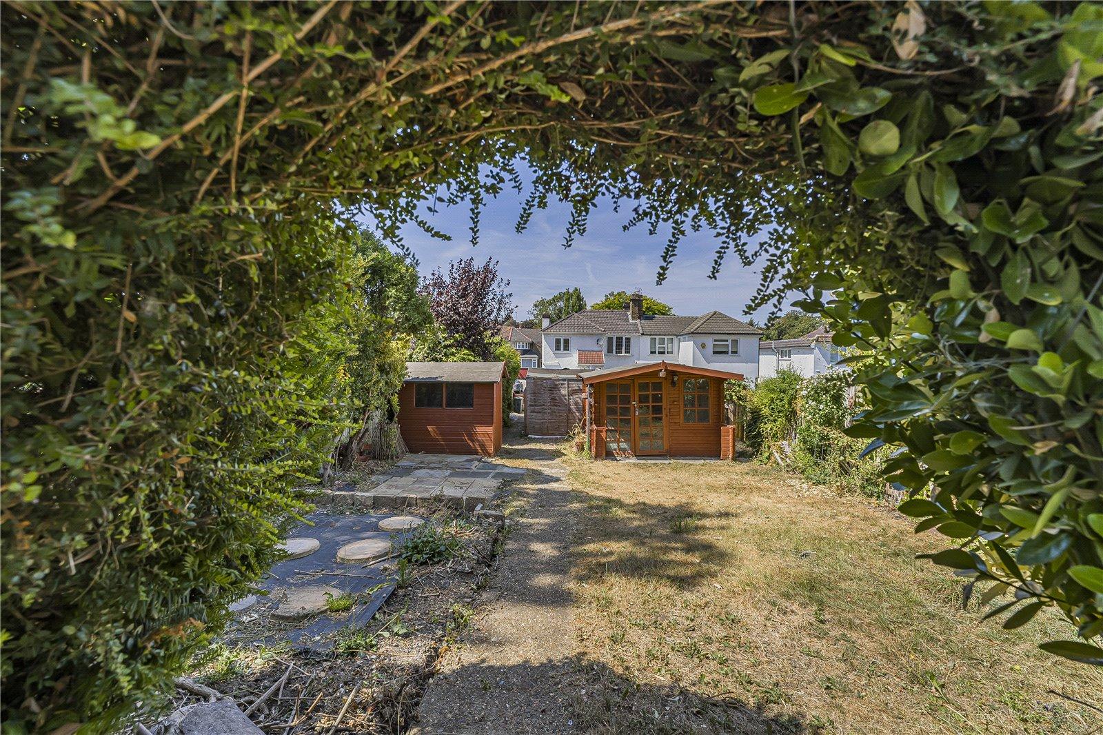 2 bedroom property for sale in West Dartford | Robinson Jackson