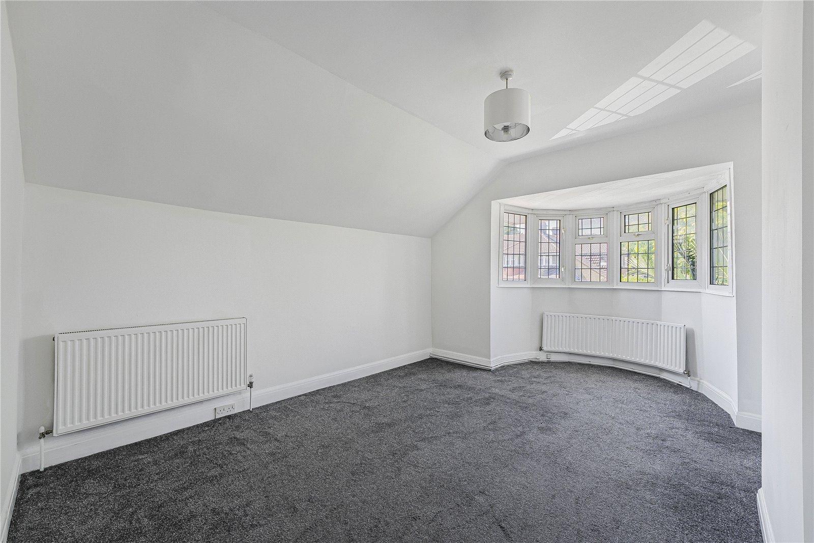 2 bedroom property for sale in West Dartford | Robinson Jackson
