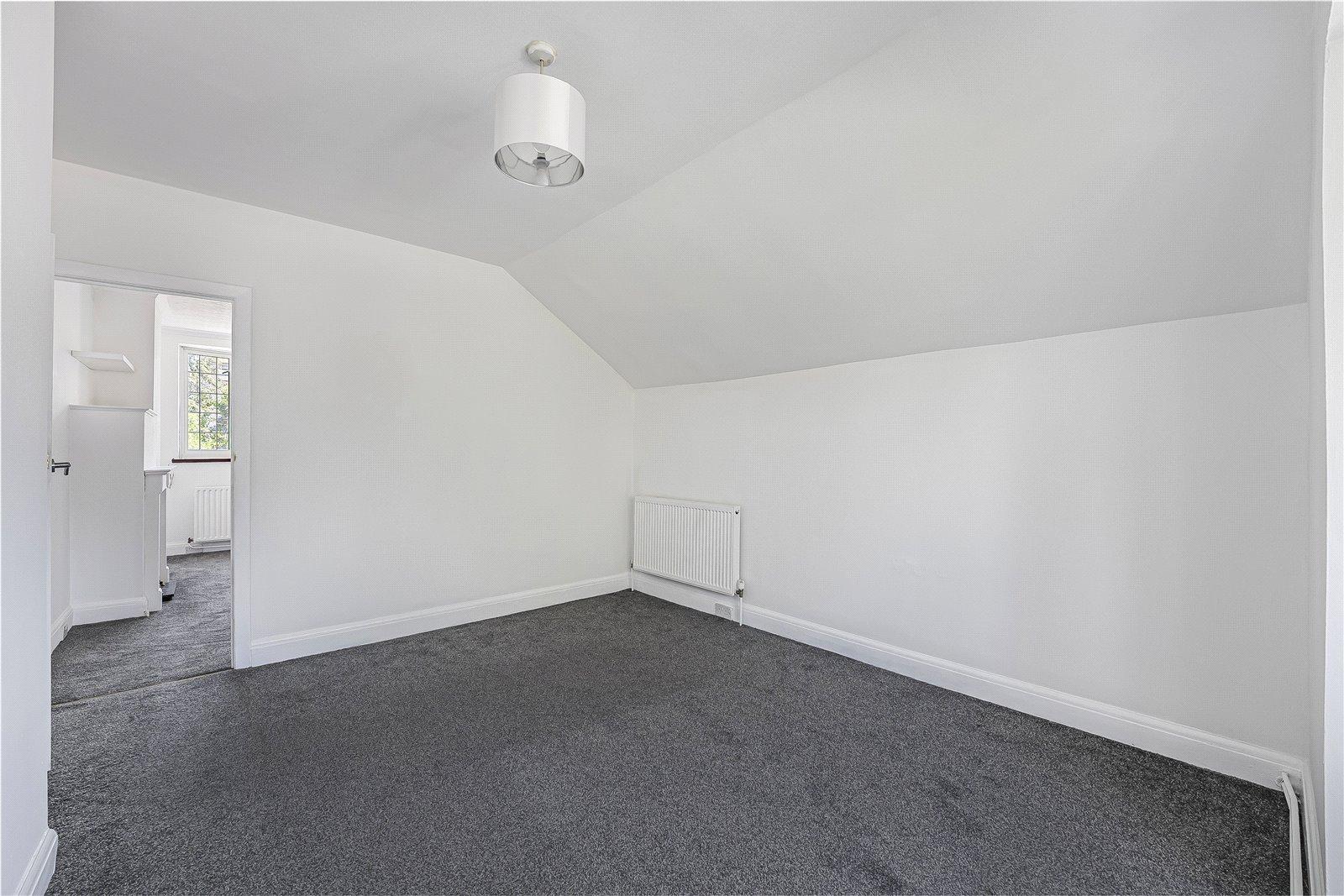 2 bedroom property for sale in West Dartford | Robinson Jackson