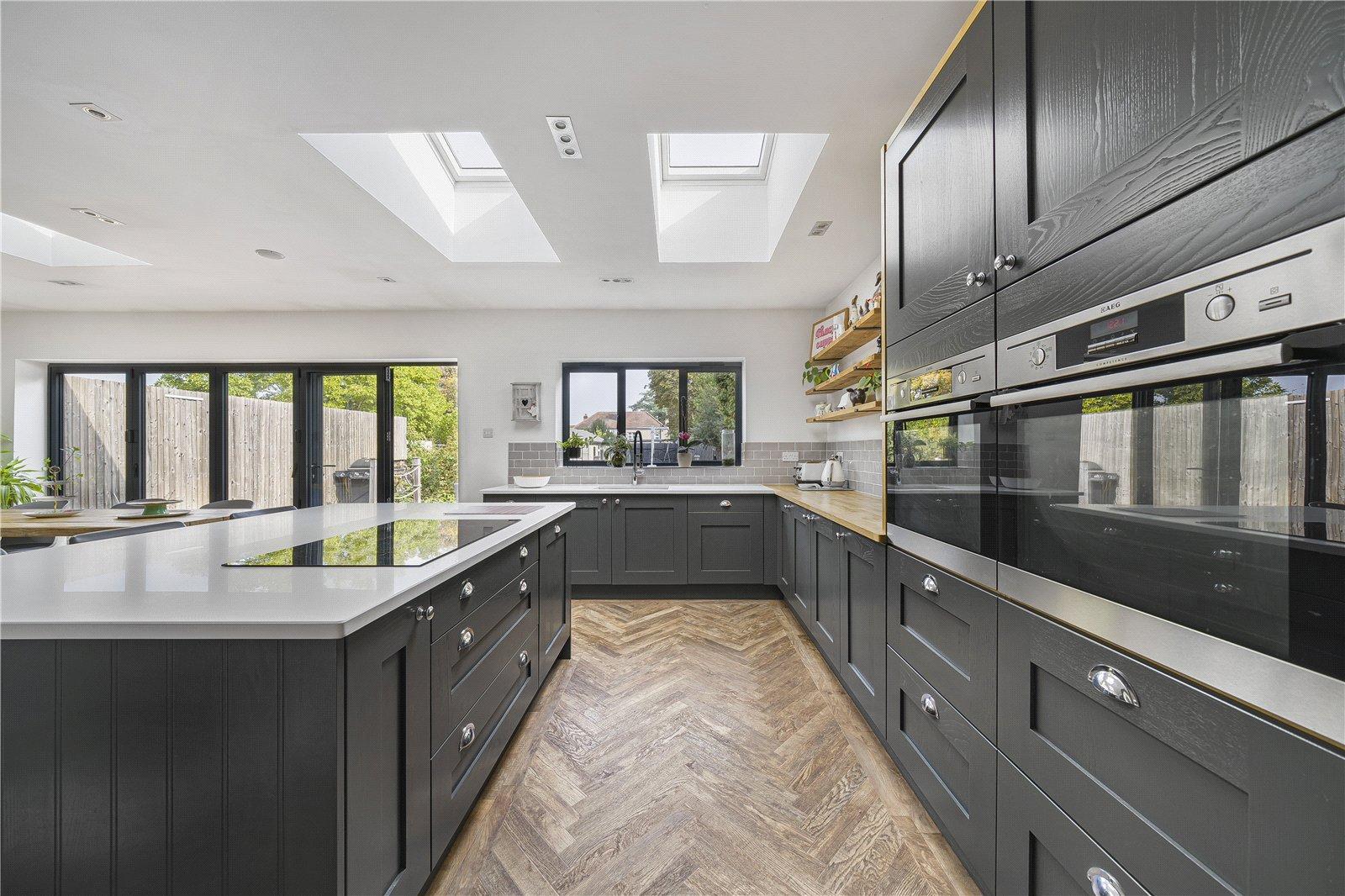 6 bedroom house for sale in West Dartford | Robinson Jackson