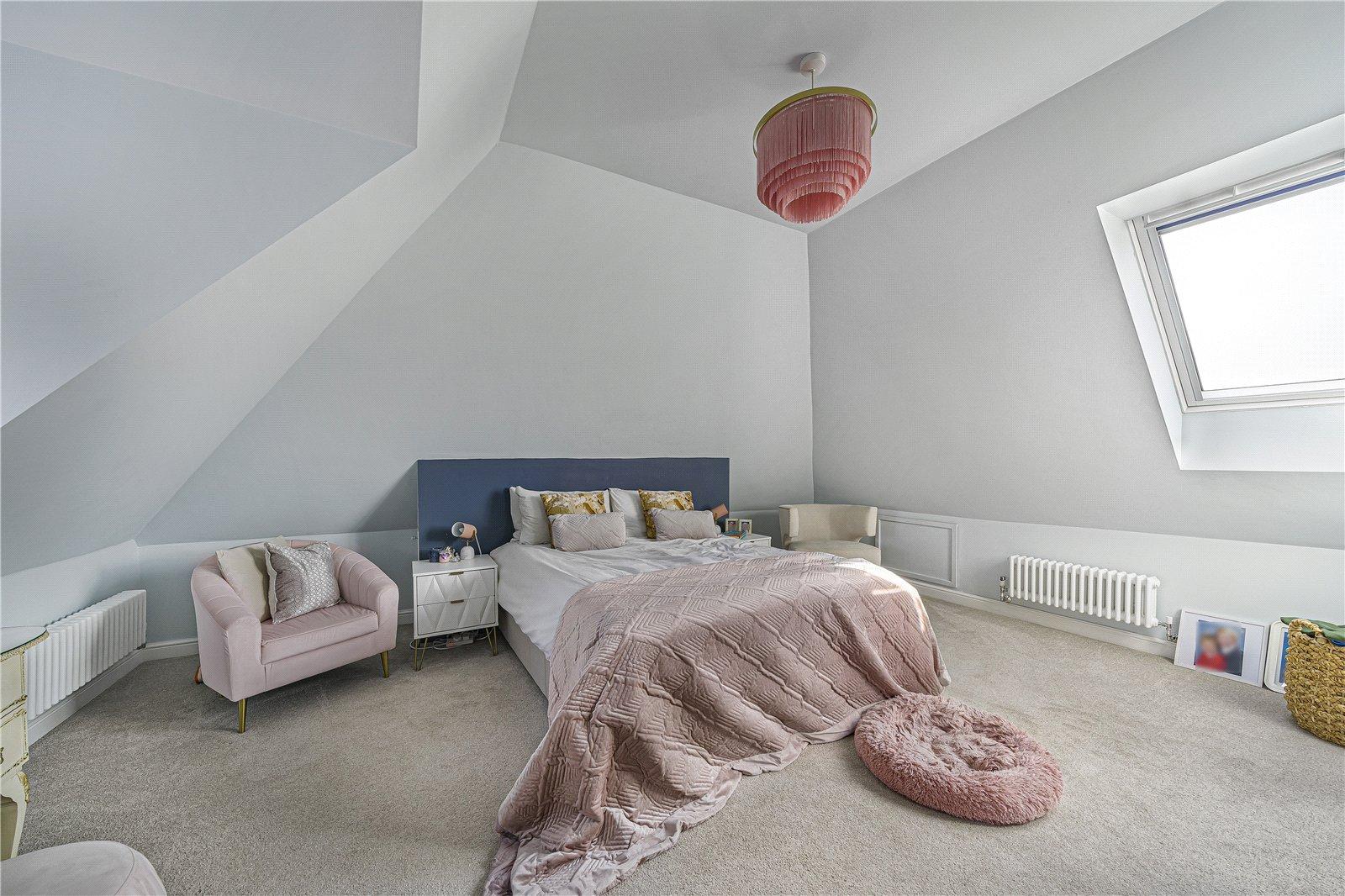 6 bedroom house for sale in West Dartford | Robinson Jackson