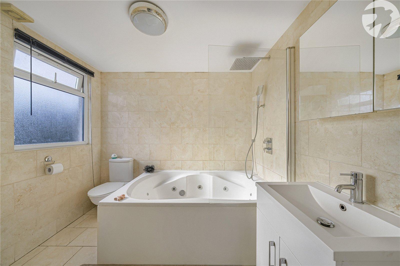 4 bedroom house for sale in Dartford | Robinson Jackson