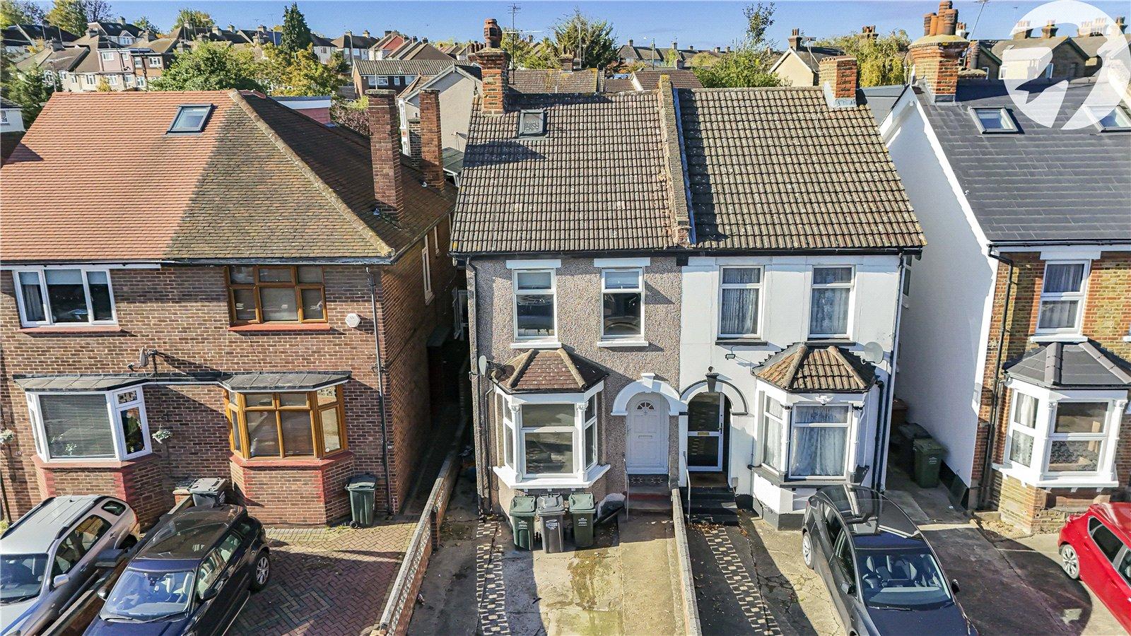 4 bedroom house for sale in Dartford | Robinson Jackson
