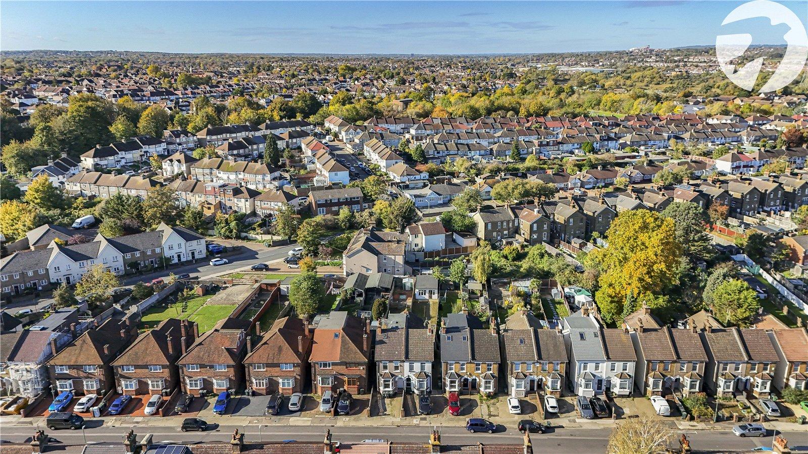4 bedroom house for sale in Dartford | Robinson Jackson