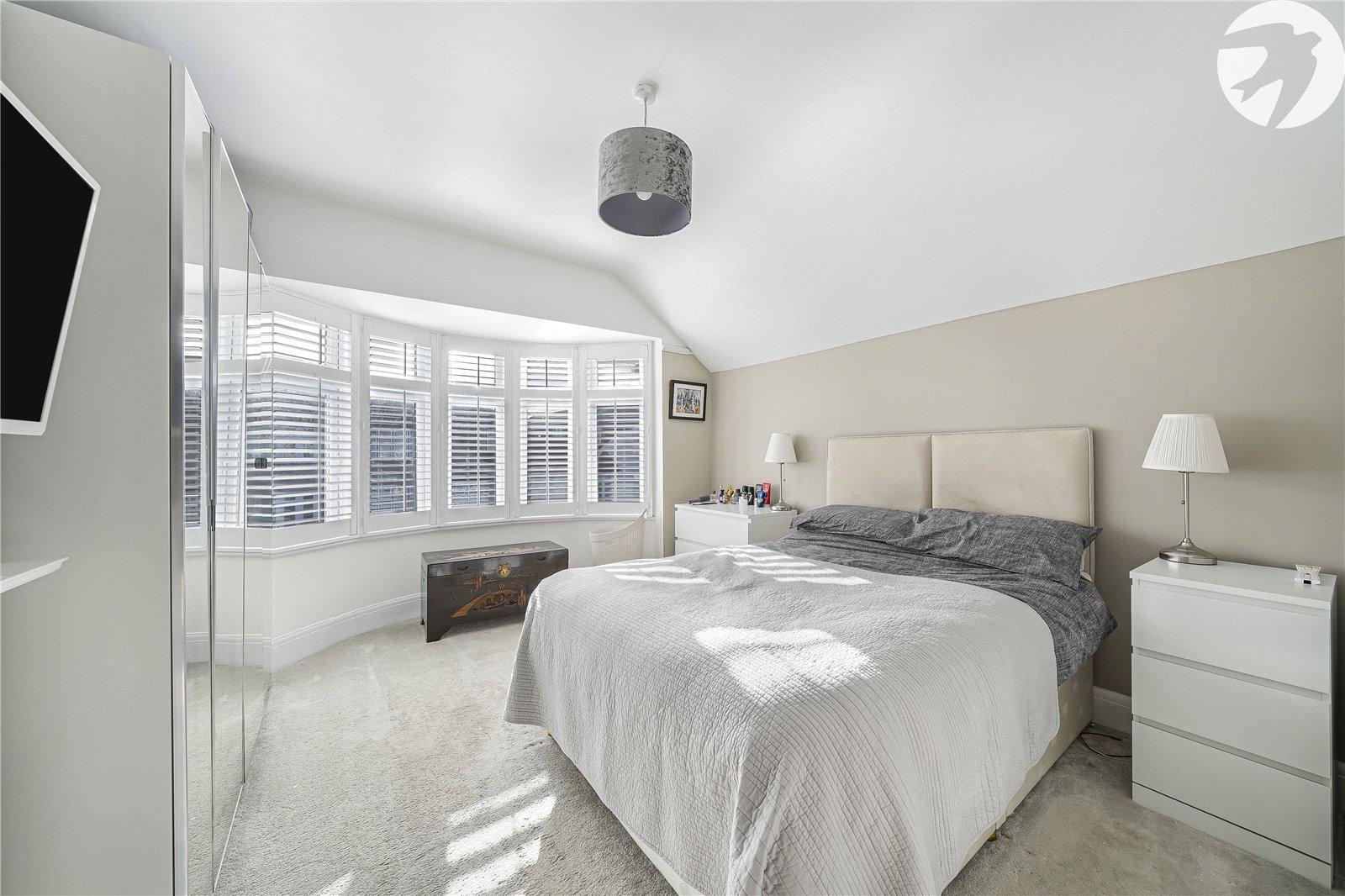 4 bedroom house for sale in West Dartford | Robinson Jackson