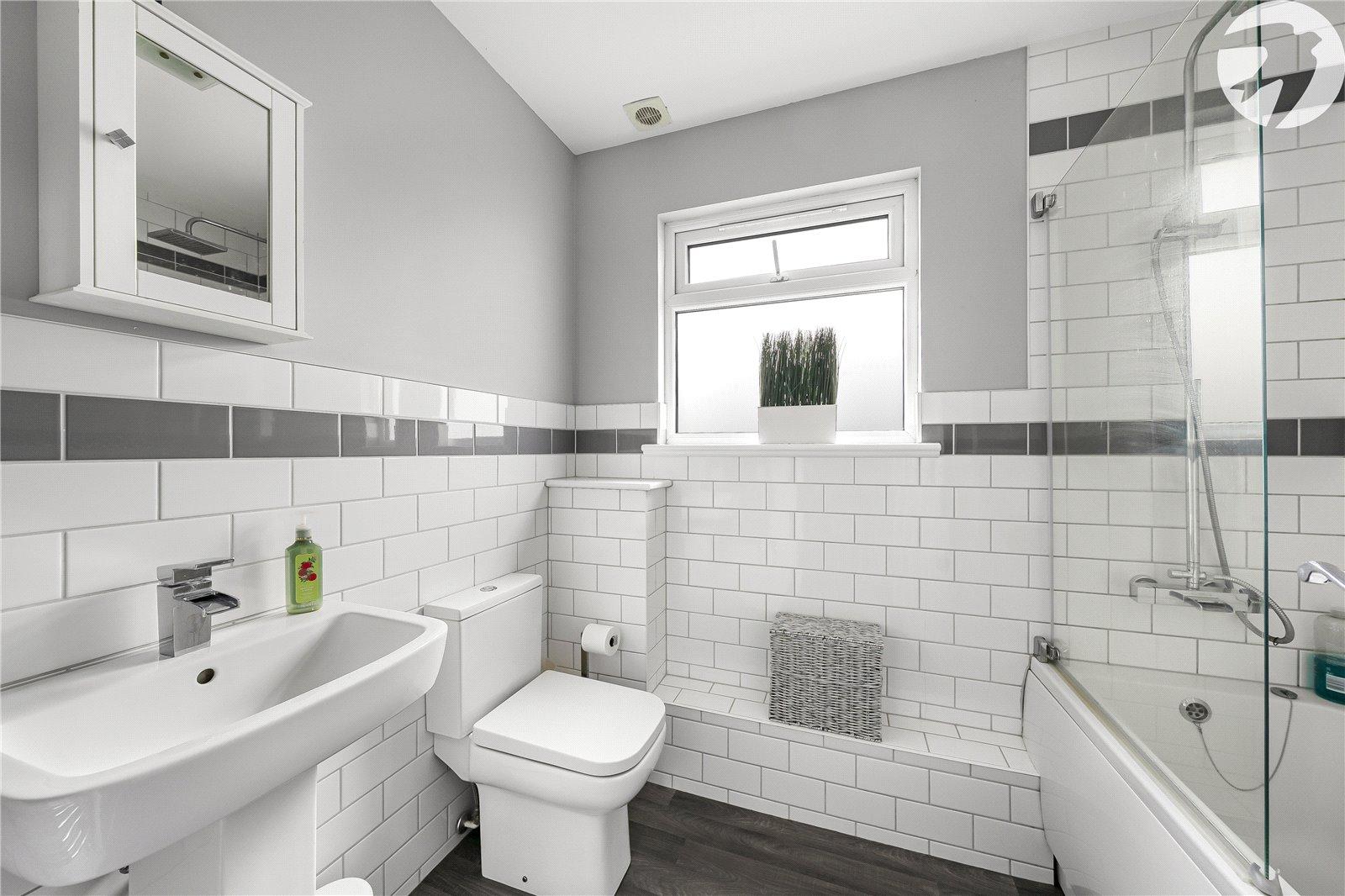 4 bedroom house for sale in West Dartford | Robinson Jackson