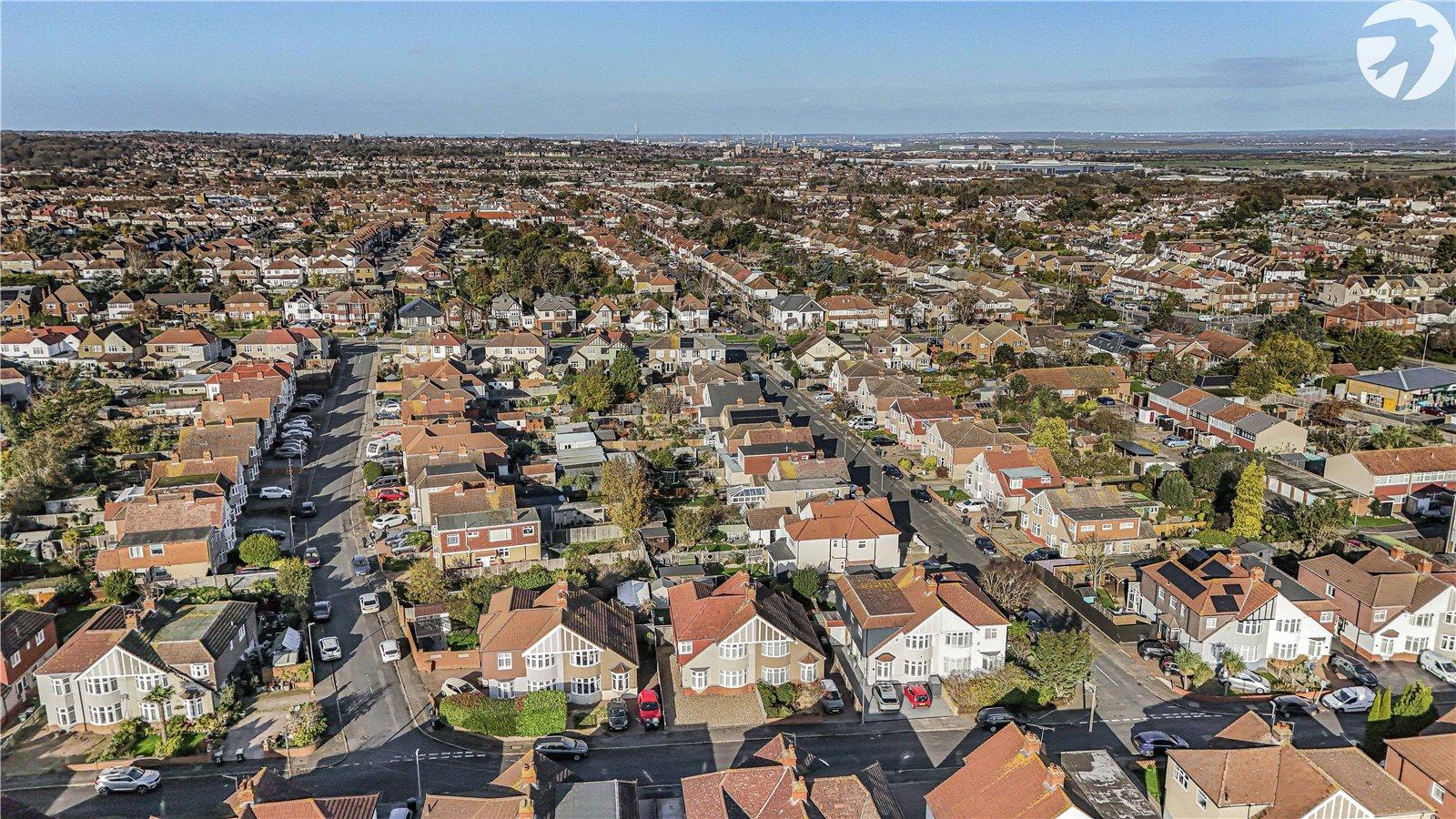 4 bedroom house for sale in West Dartford | Robinson Jackson