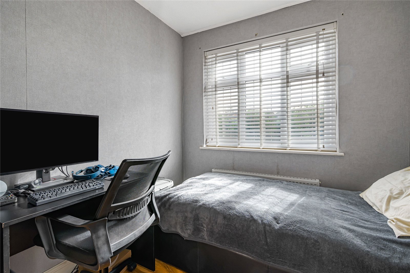 2 bedroom house for sale in Dartford | Robinson Jackson