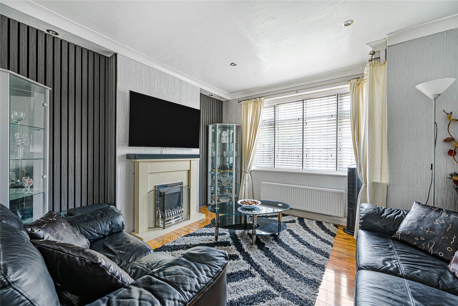 2 bedroom house for sale in Dartford | Robinson Jackson