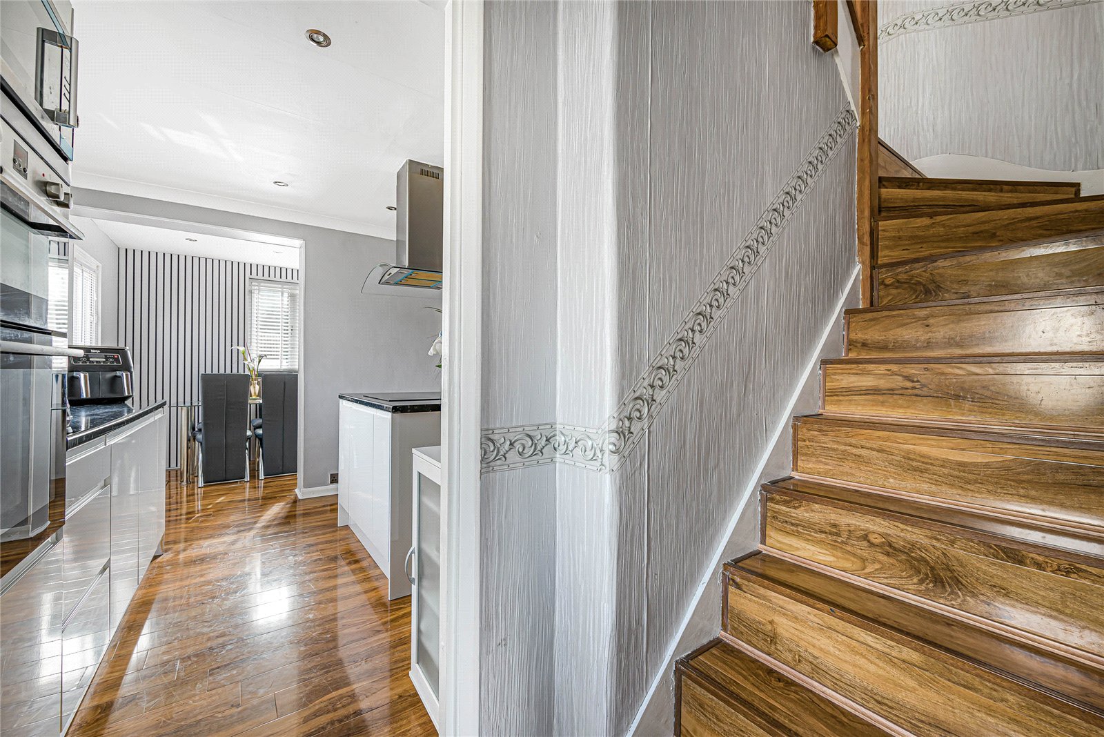 2 bedroom house for sale in Dartford | Robinson Jackson