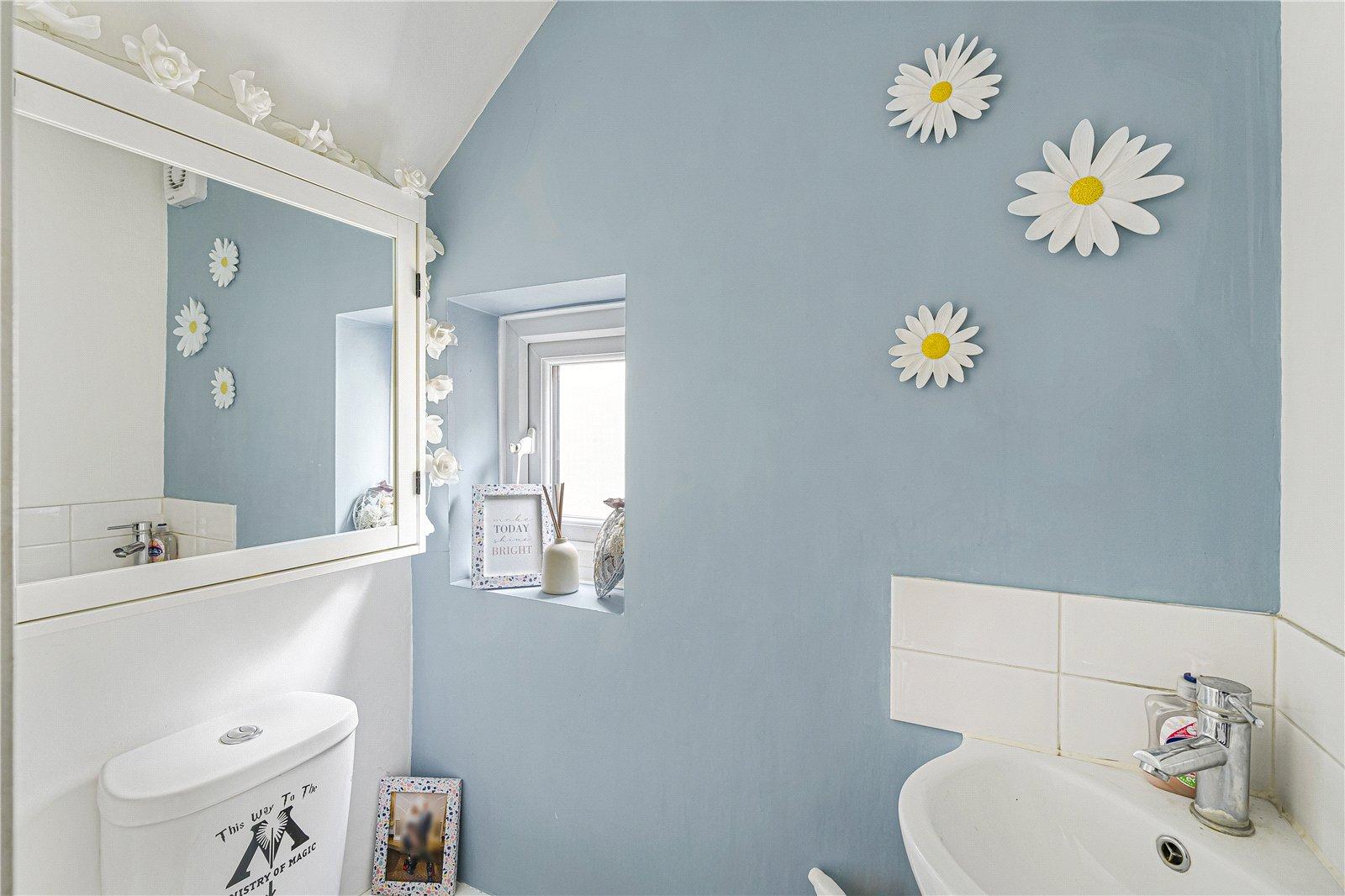 5 bedroom house for sale in Dartford | Robinson Jackson