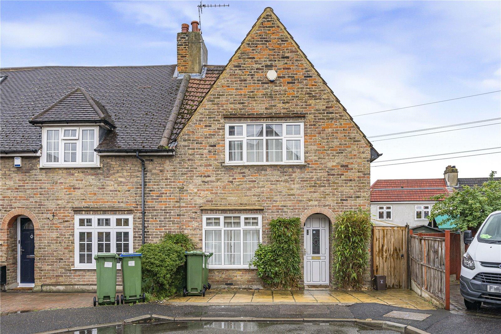 3 bedroom house for sale in Crayford | Robinson Jackson