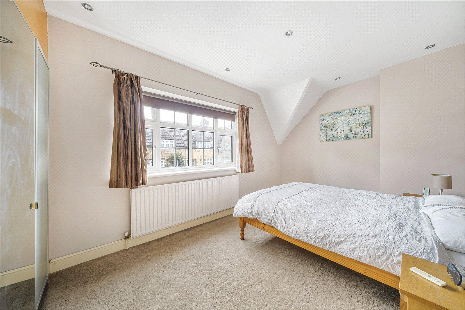3 bedroom house for sale in Crayford | Robinson Jackson