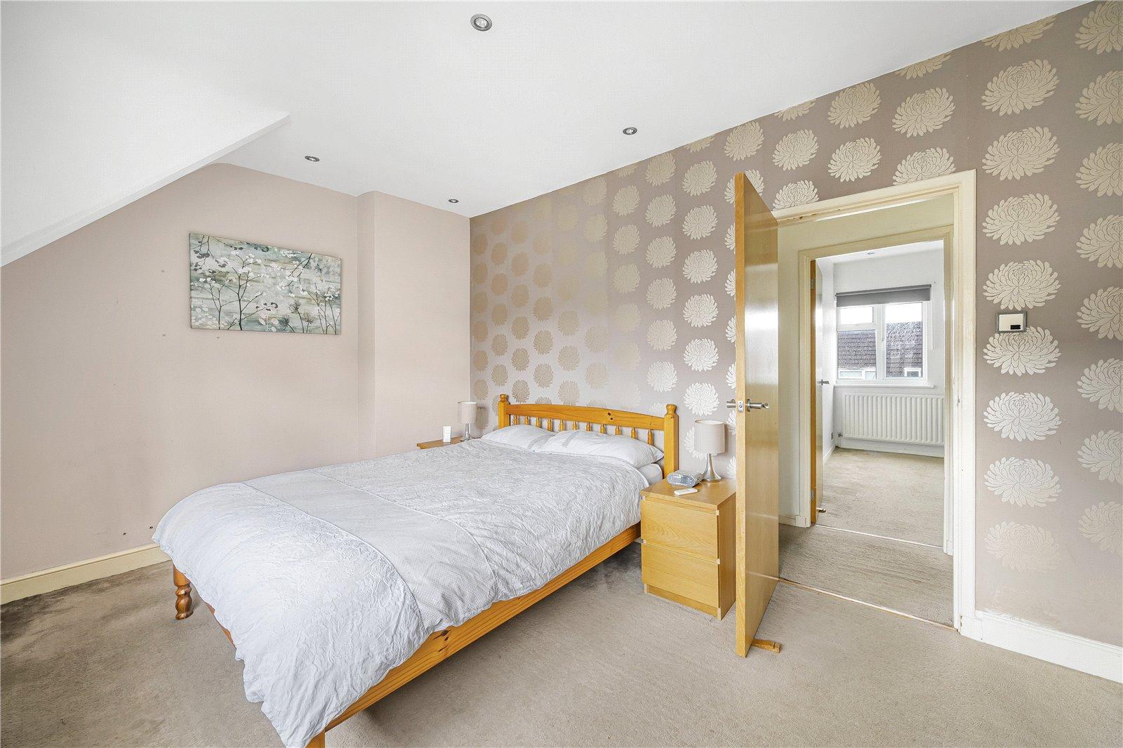 3 bedroom house for sale in Crayford | Robinson Jackson