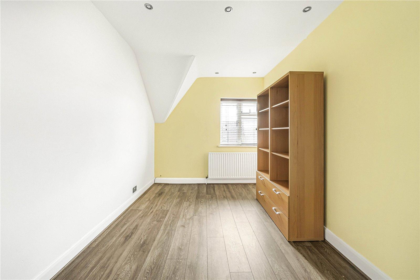3 bedroom house for sale in Crayford | Robinson Jackson