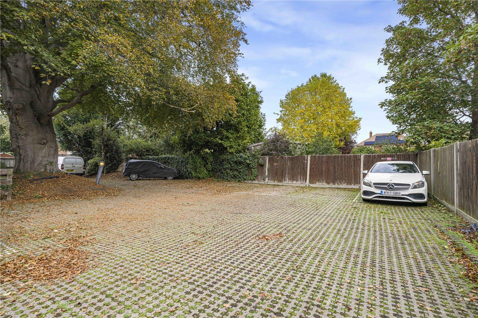1 bedroom property for sale in West Dartford | Robinson Jackson