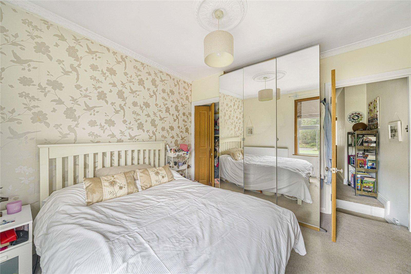 2 bedroom house for sale in Dartford | Robinson Jackson