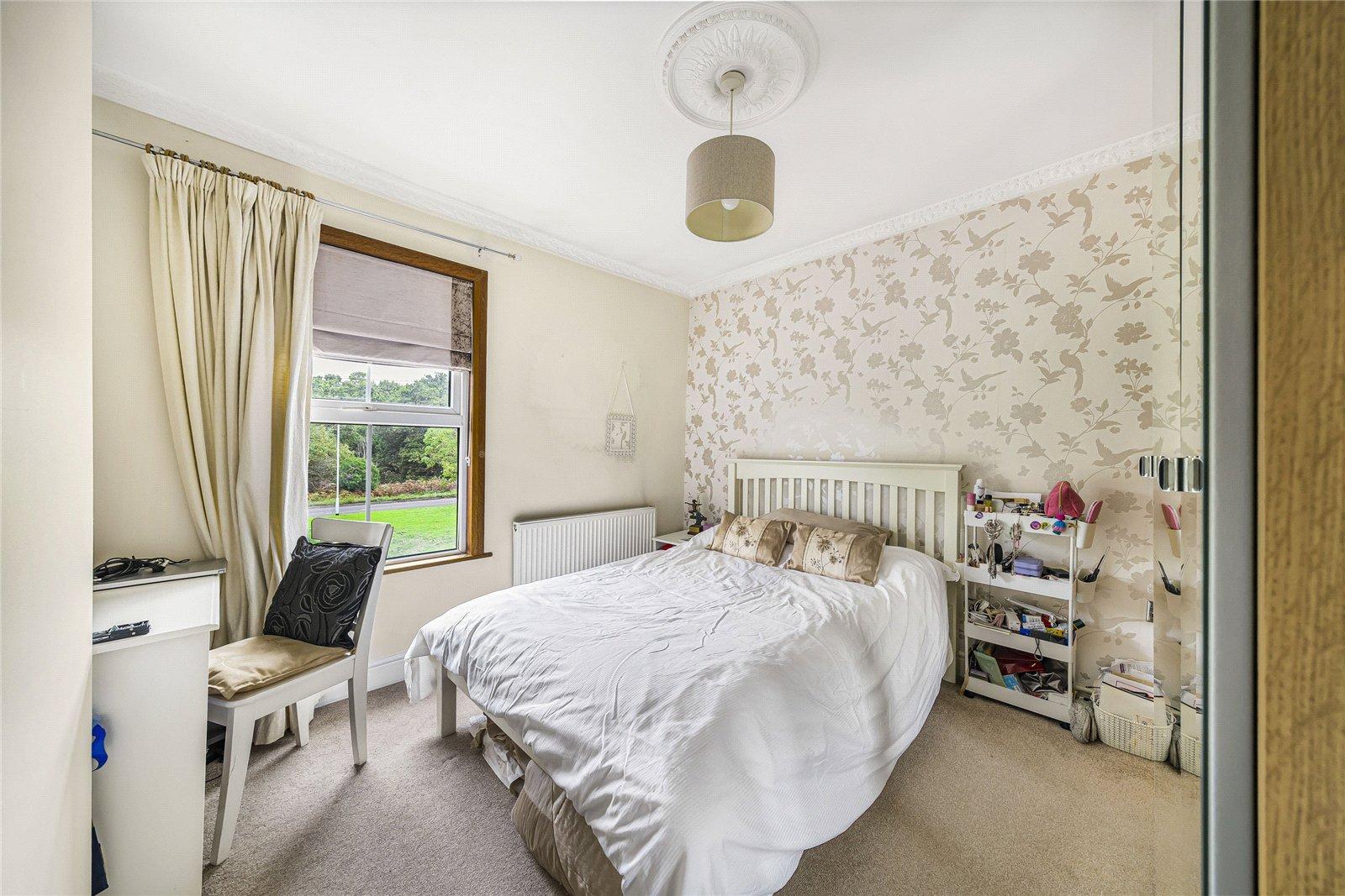 2 bedroom house for sale in Dartford | Robinson Jackson