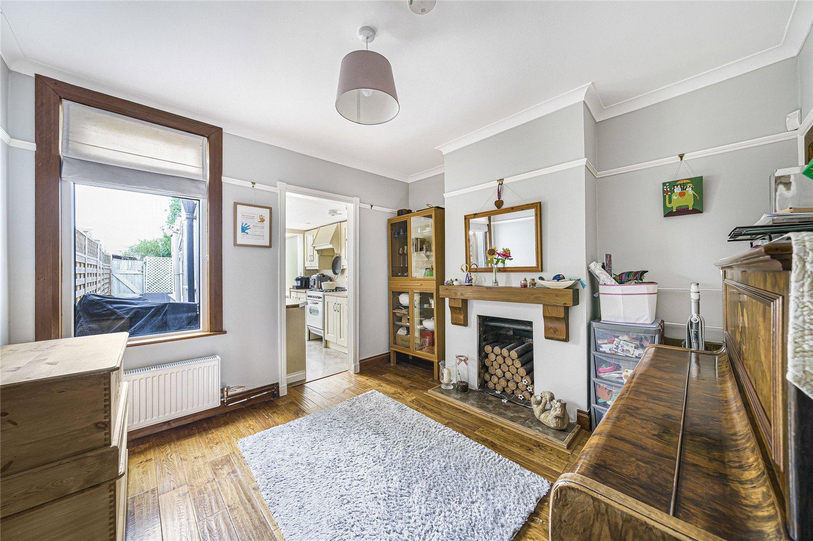 2 bedroom house for sale in Dartford | Robinson Jackson