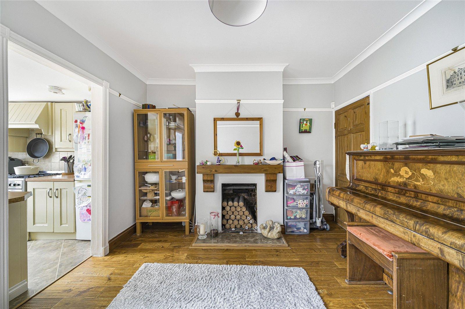 2 bedroom house for sale in Dartford | Robinson Jackson