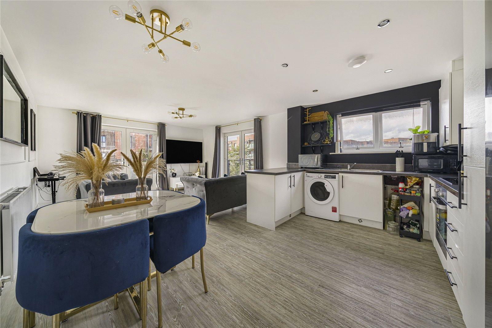 2 bedroom property for sale in Castle Hill | Robinson Jackson