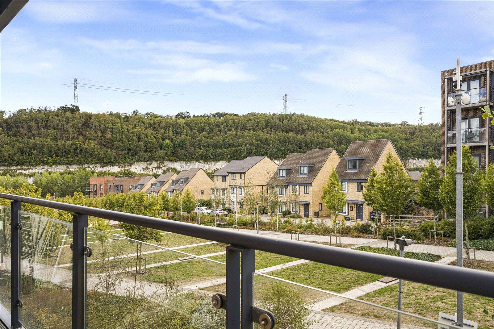 2 bedroom property for sale in Castle Hill | Robinson Jackson