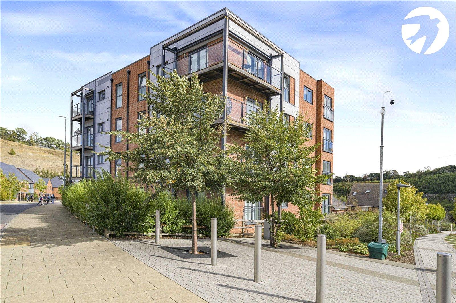 2 bedroom property for sale in Castle Hill | Robinson Jackson