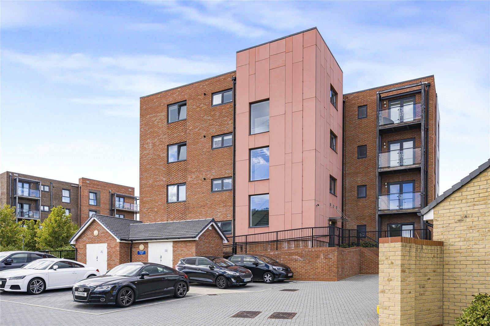 2 bedroom property for sale in Castle Hill | Robinson Jackson