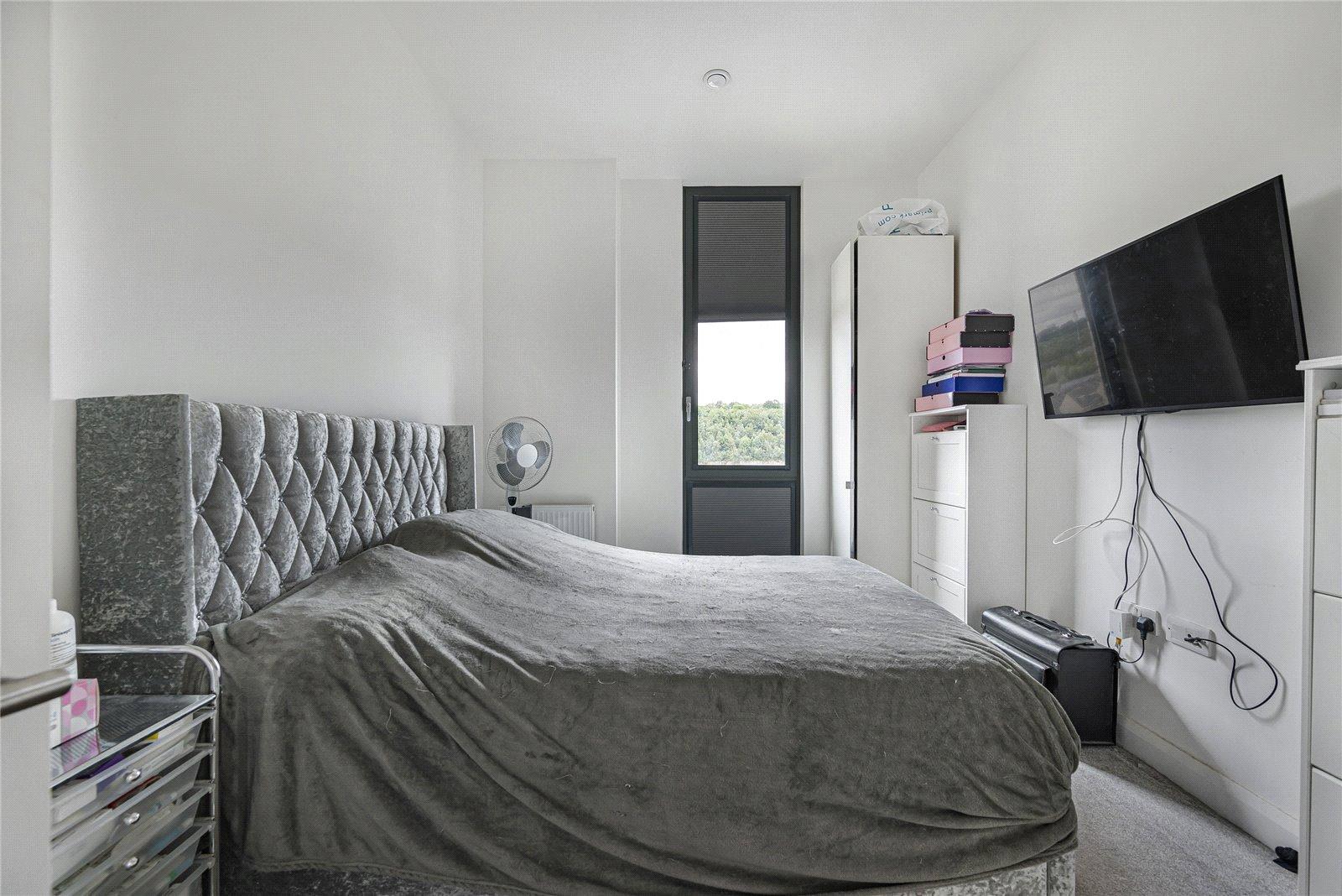 2 bedroom property for sale in Castle Hill | Robinson Jackson