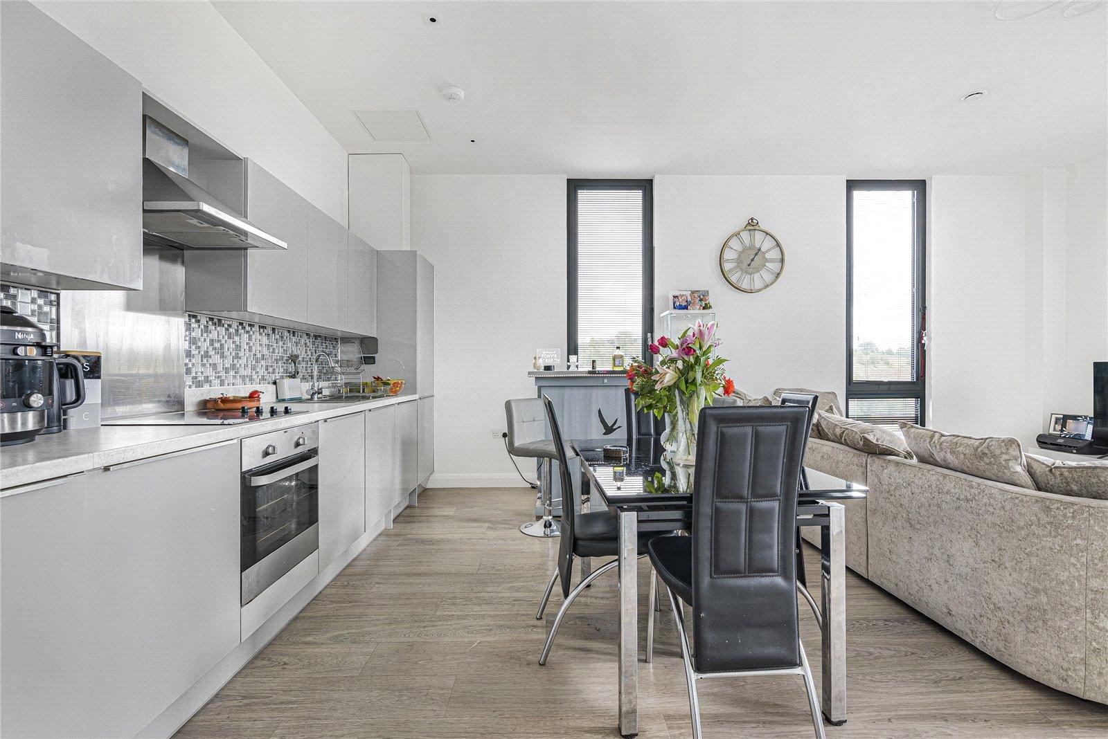 2 bedroom property for sale in Castle Hill | Robinson Jackson