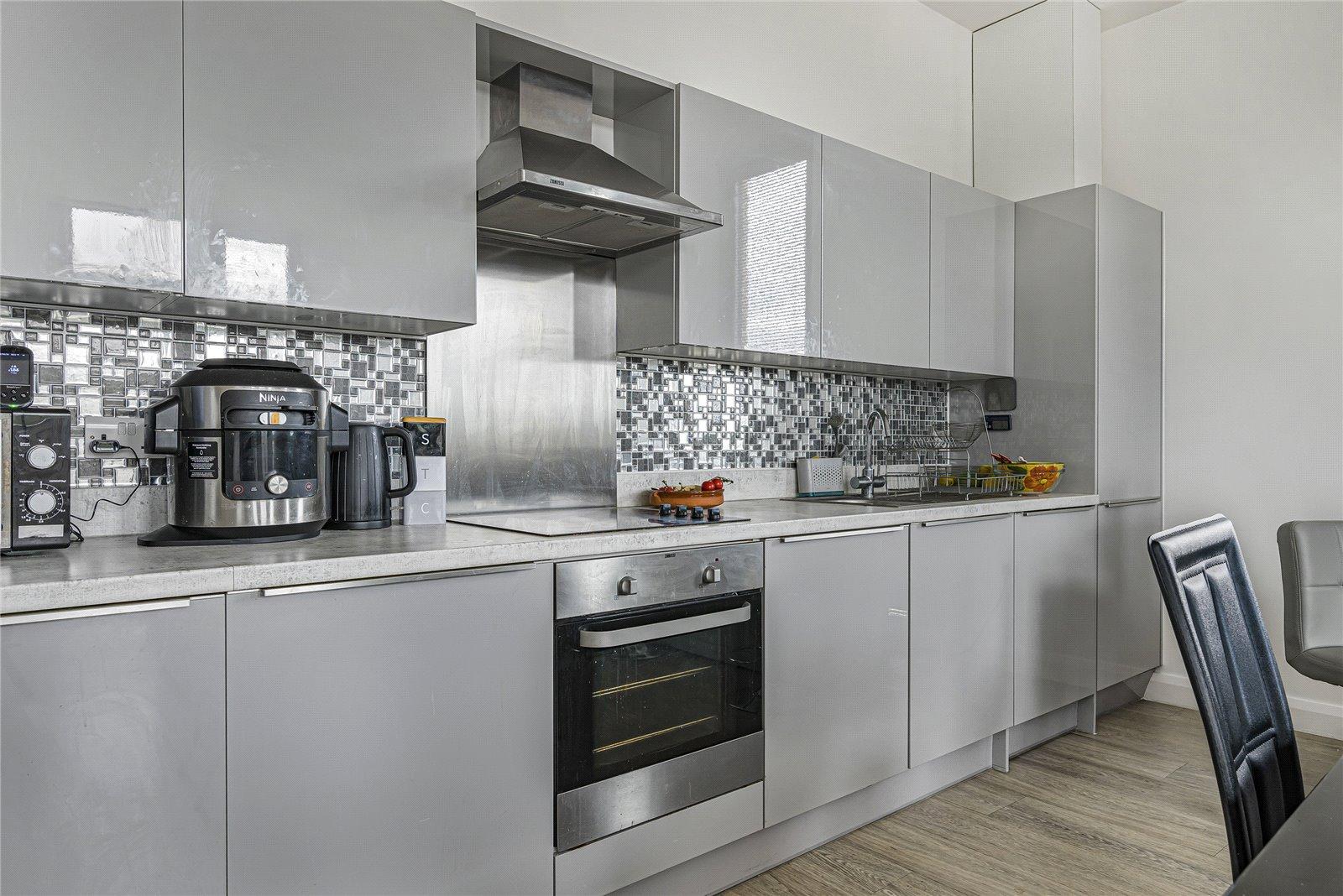 2 bedroom property for sale in Castle Hill | Robinson Jackson