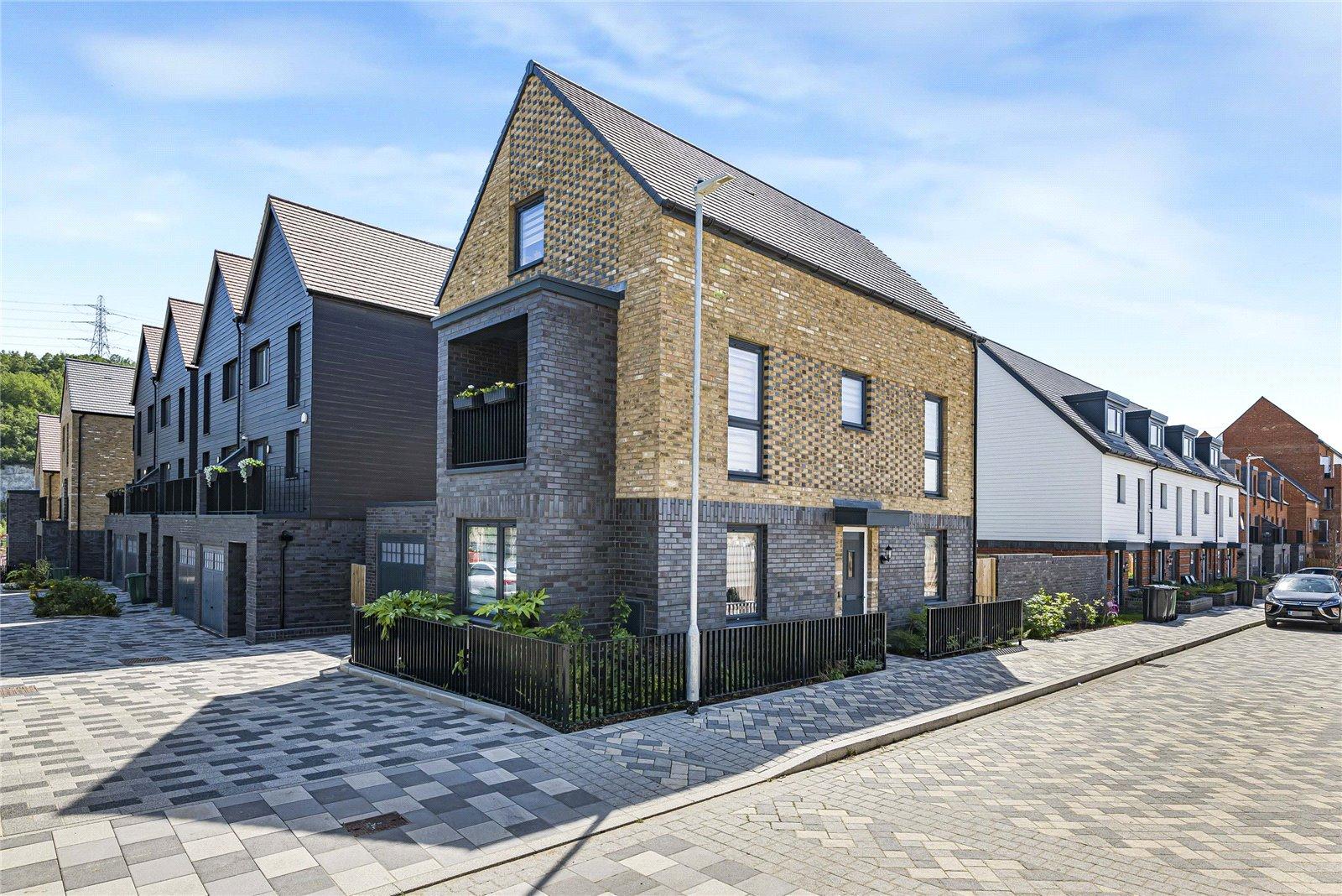 4 bedroom property for sale in Alkerden | Robinson Jackson